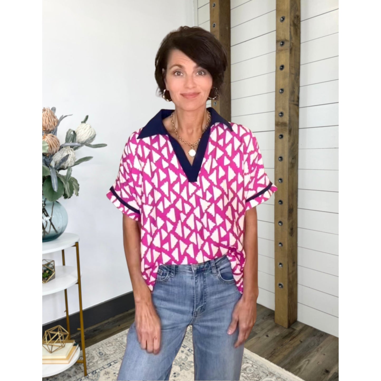 Navy Notch Top