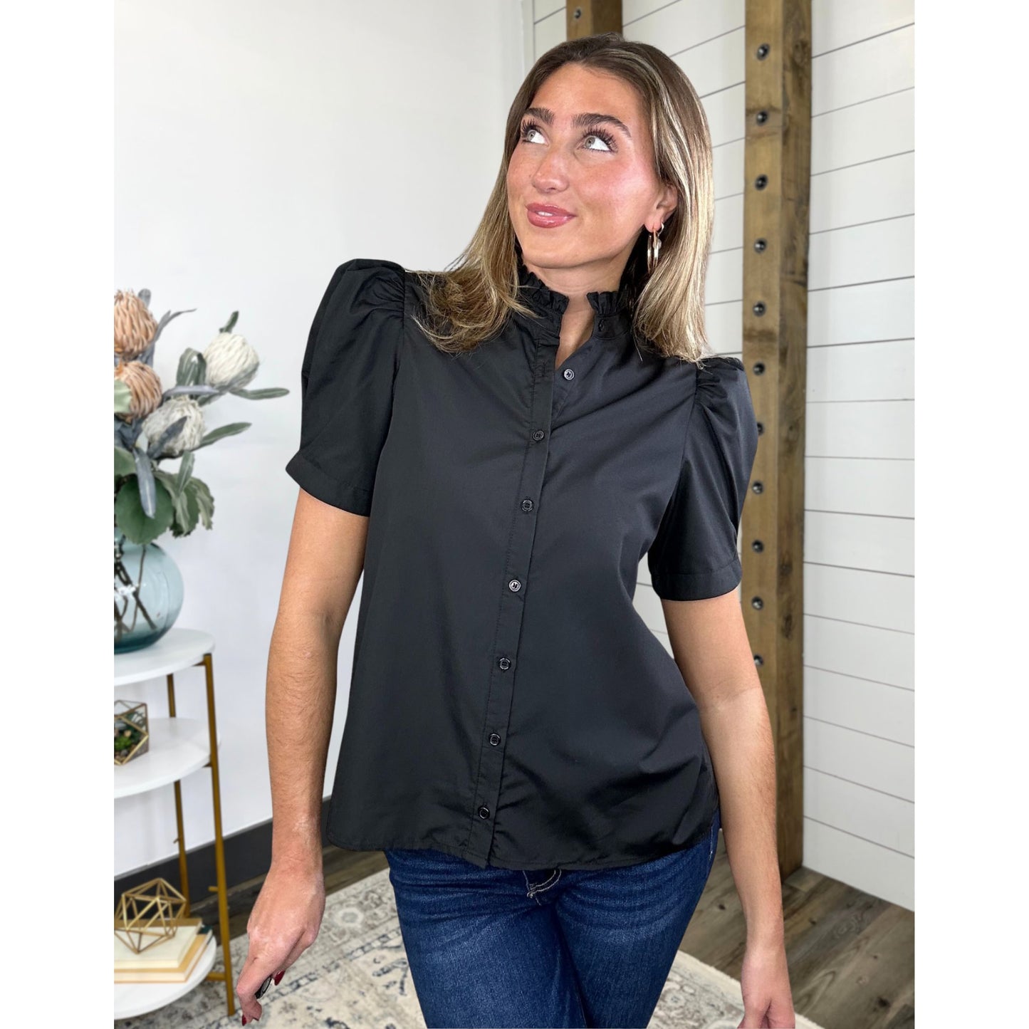 Know The Story Solid Top