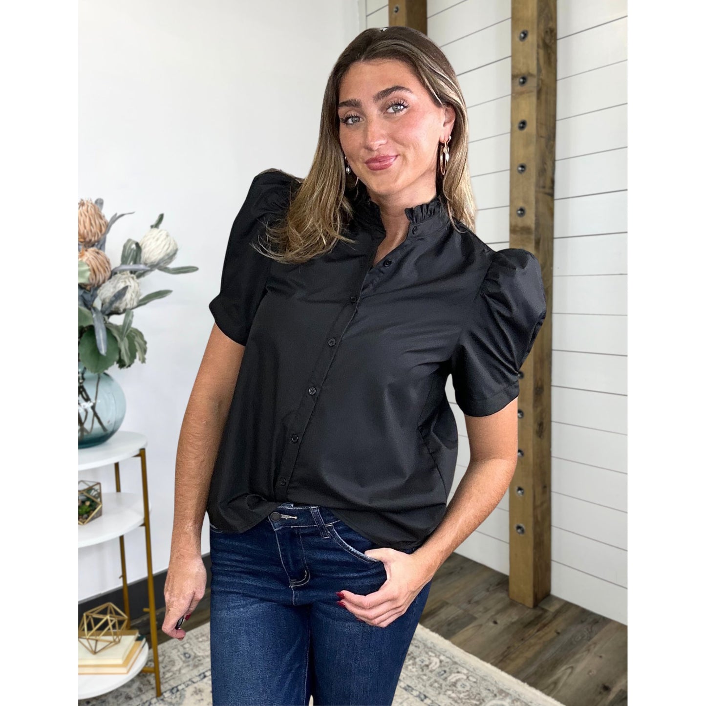 Know The Story Solid Top