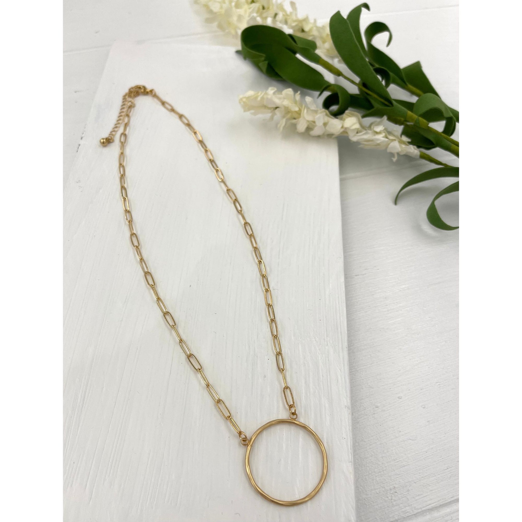 Matte Finish Chain Necklace with Open Circle