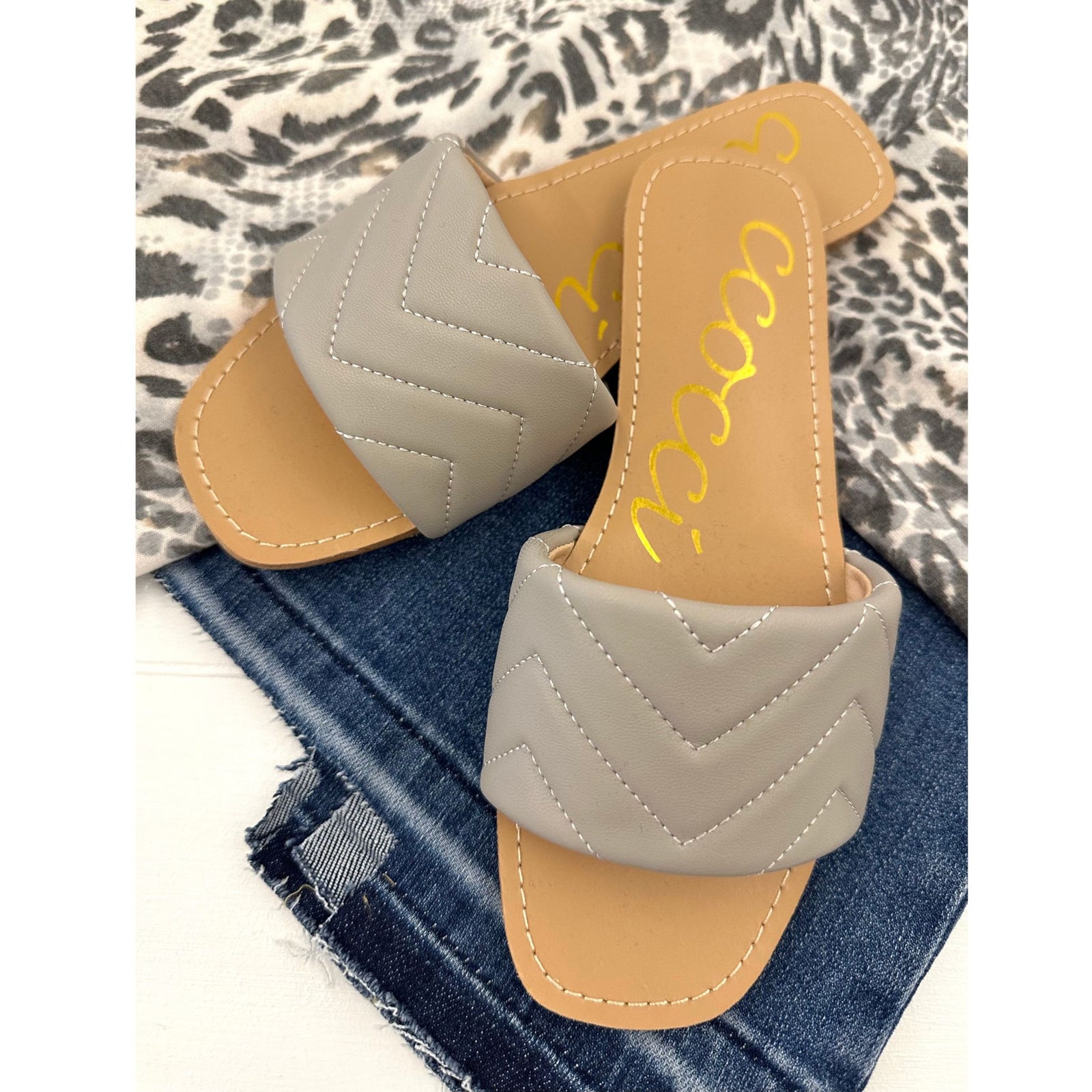 Zig Zag Sandal