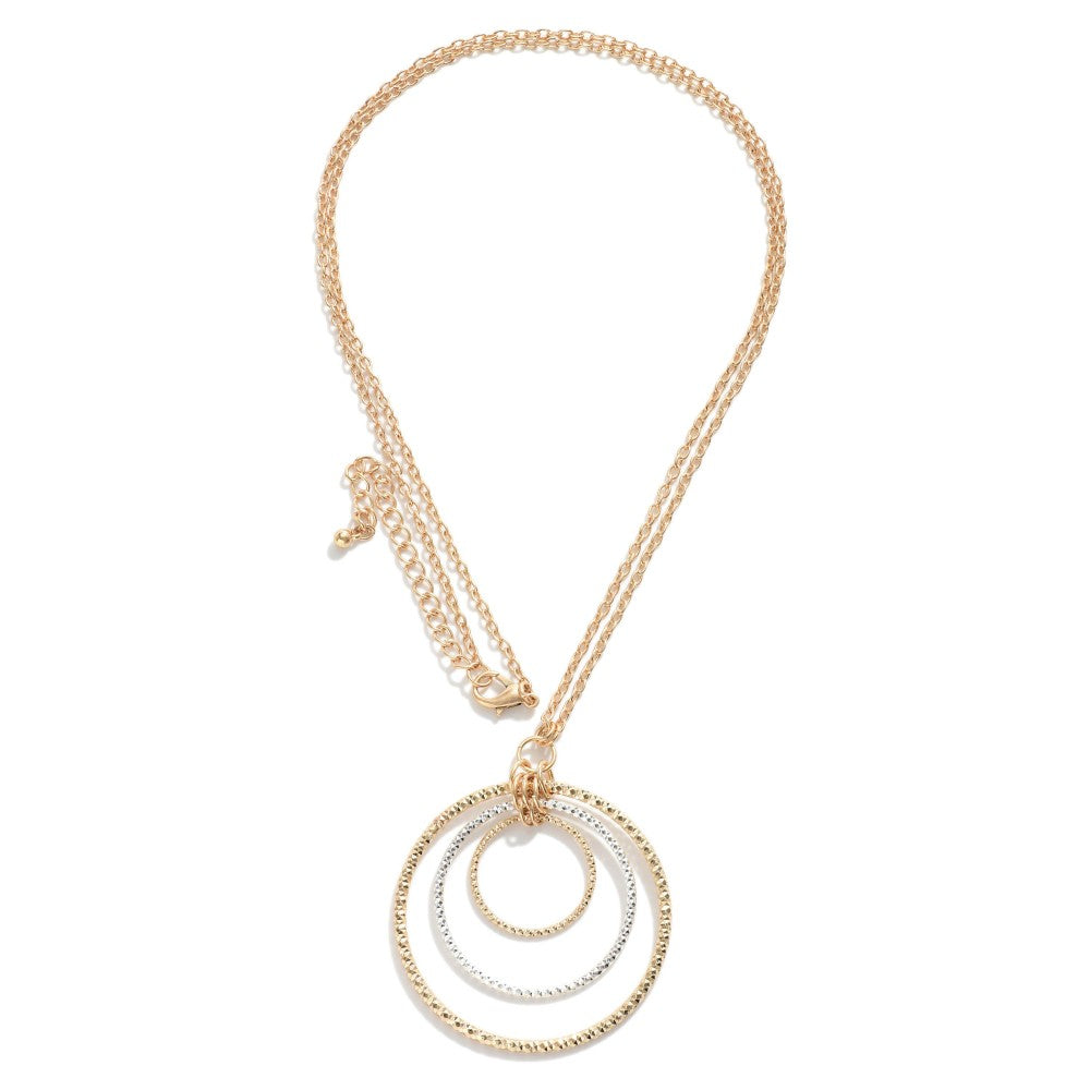 Long Chain w/Diamond Cut Layered Circle Pend