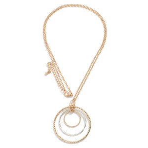 Long Chain w/Diamond Cut Layered Circle Pend