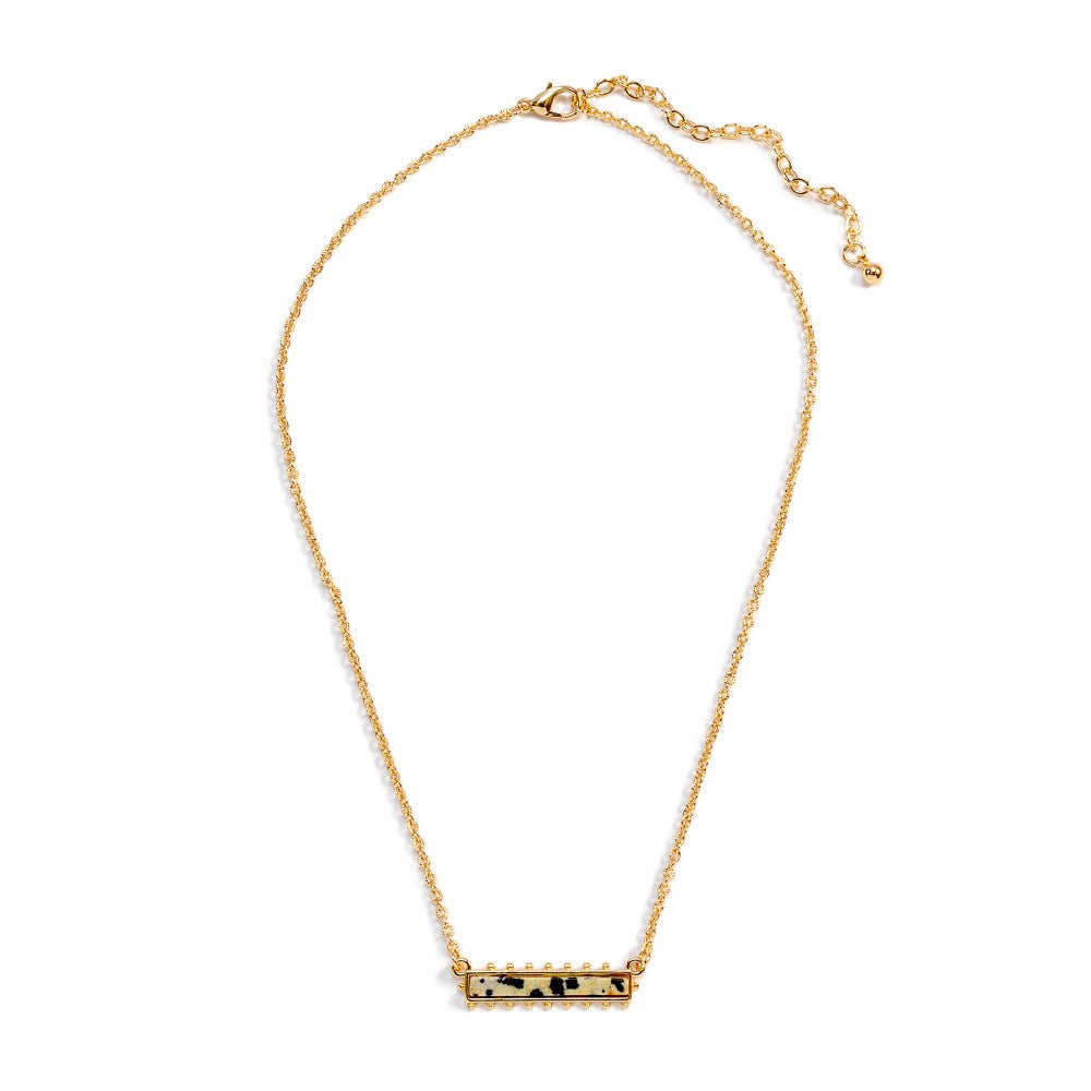 Short Chain Link Necklace Featuring Semi-Precious Bar Focal